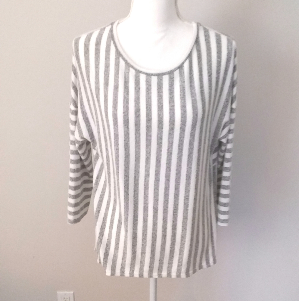 Anthropologie W5 Grey and White Stripe Sweater